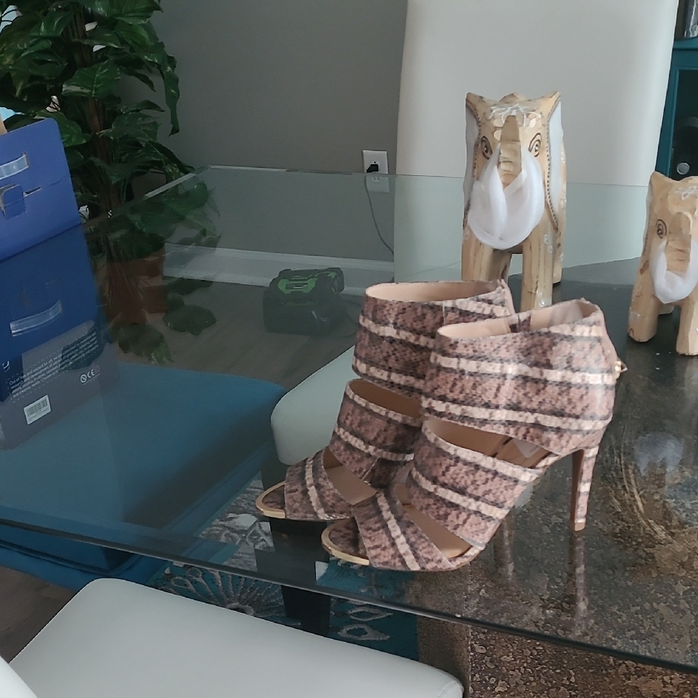 Jessica Simpson Pink Strappy Heels